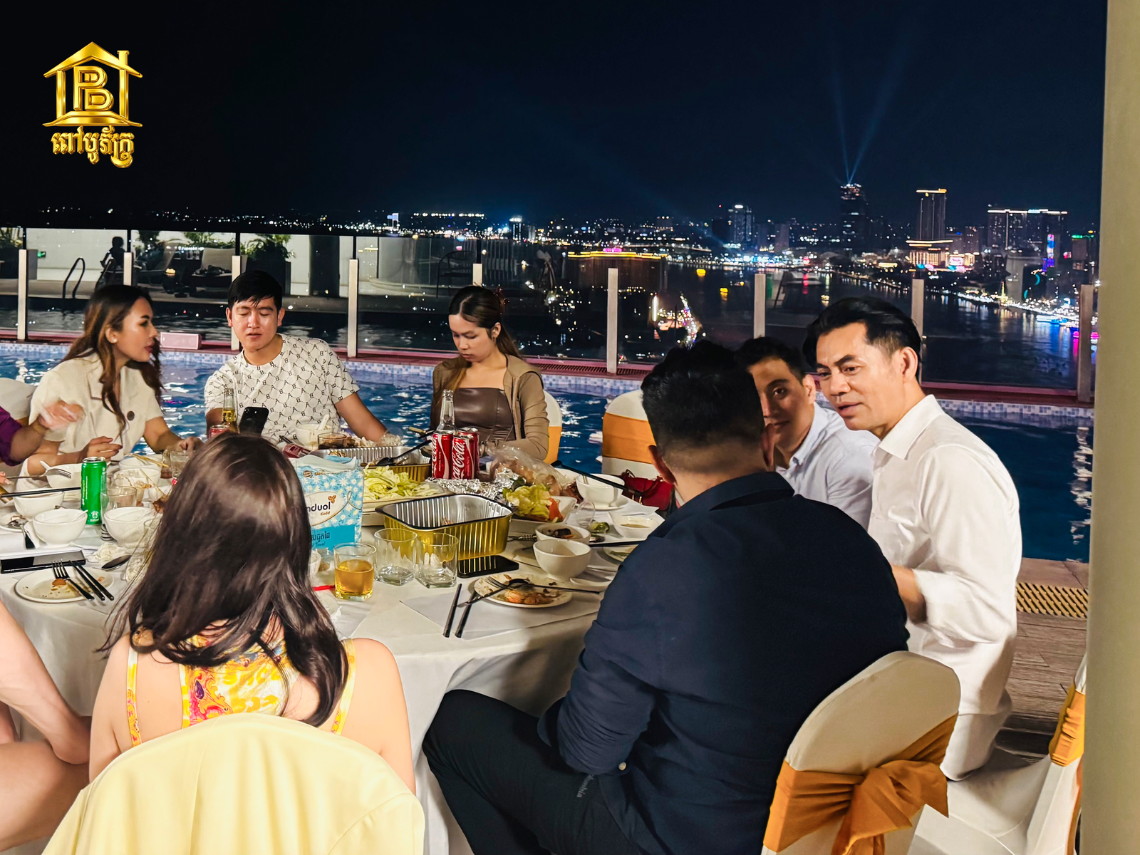 Featuring one of the largest rooftop swimming pools in the area, offering a breathtaking 360° panoramic view of Phnom Penh.