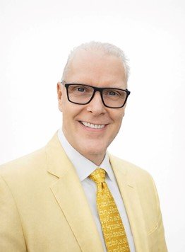 Dr. Alexander Evengroen